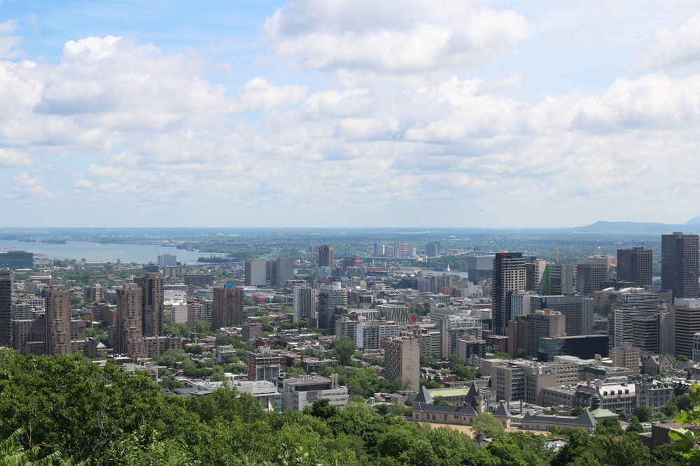 Travel Guide - Montreal, Quebec